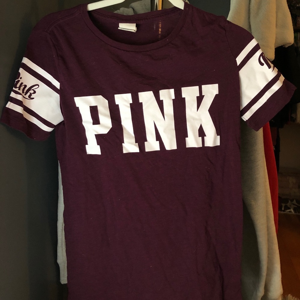 victoria secret PINK maroon t shirt